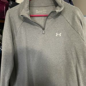Under armour quarter size hoodie heatgear